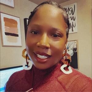 Meet your Posher, Nikki